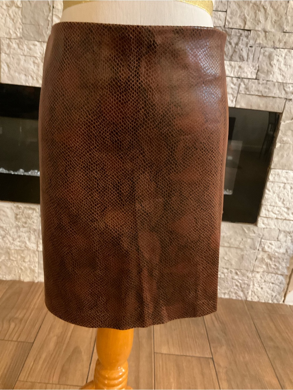 House of Harlow 1960 Brown Faux-Snakeskin Pencil Skirt Size M